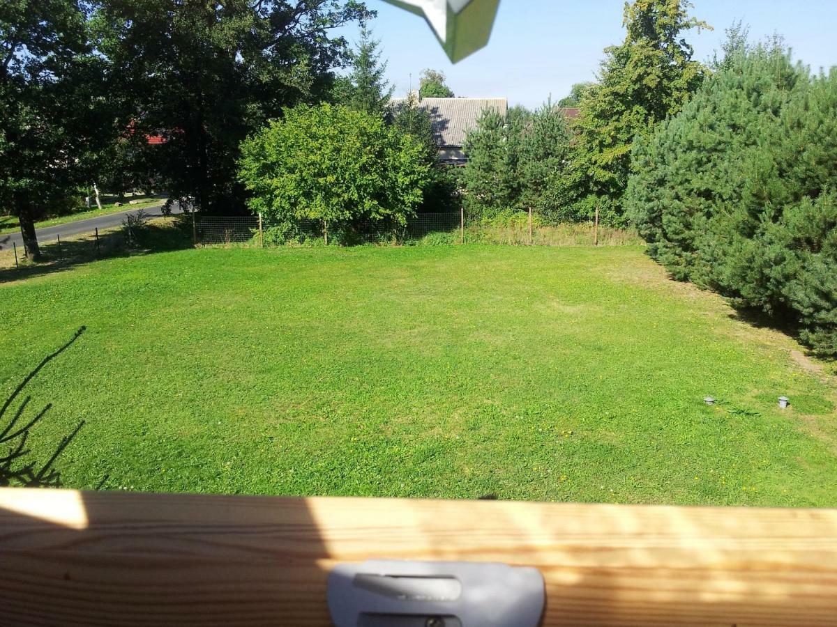 Der Kleine Bauernhof Keine Arbeiter Zadnych Pracownikow Daire Lubiatow  Dış mekan fotoğraf